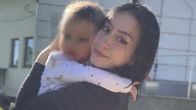 Mama din Botosani avea discernământ! Femeia care și-a aruncat copiii de la etaj a fost imediat arestată